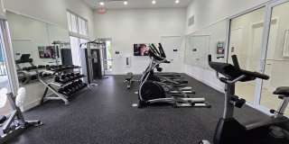 2405 Northwest 131st Circleclientes@realtymiamigroup.com Gallery 40