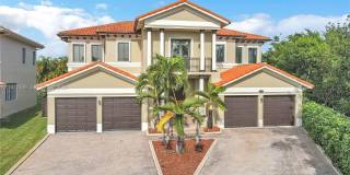 7803 SW 194th Ter Gallery 1