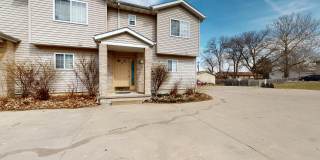 Super cute, 2 story townhome in West Ames Gallery 17