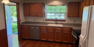 Beautiful 3 Bedroom Ranch Style House with 2 Car Garage, Fences Yard, Fireplace, Shed, Workshop & MORE! Beautiful 3 Bedroom Ranch Style House with 2 Car Garage, Fences Yard, Fireplace, Shed, Workshop & MORE! Gallery 5