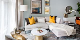 Avalon Great Neck Gallery 10