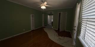 1942 South Rimpau Boulevard Gallery 1