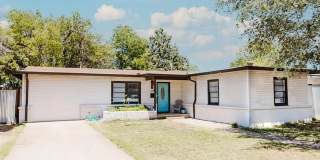 Charming Central Lubbock Home 3/2 with Gorgeous Updates Throughout! Gallery 1