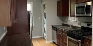3 Bedroom House in Southside Slopes with Off Street Parking Spot Gallery 1