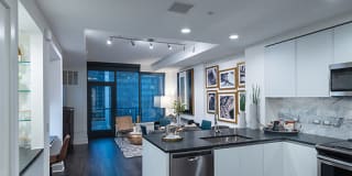 Stanza Little Italy Gallery 39