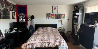Rarely Available Private 5 Bed 3 Bath House w/ 2 Masters Gallery 22