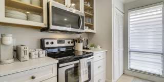 438 Brackenwood Lane S Gallery 5