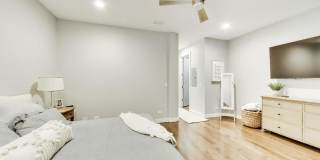 2817 N Oakley Avenue Gallery 8