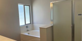 4 beds, 2.5 baths, 1,741 sqft Gallery 3