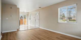 Updated Home in Sunnyside! Gallery 11