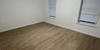 4422 LOCUST Street Gallery 29