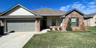 4 Bed 2 Bath Home in Yukon - Must see! It will go fast. Gallery 1