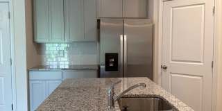 5 Bedroom / 3 Bath 2 Story Home Jonesborough, TN Gallery 22