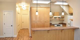 Davis Street, 400 #C Gallery 1