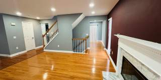 4518 RUNNYMEADE Road Gallery 4
