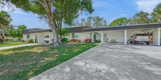 1325 GLEN OAKS Drive E Gallery 1