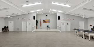 Bright & Spacious 1BR Retreat Near Beaches & Shopping Gallery 33