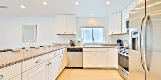 17016 7th Street Gallery 10