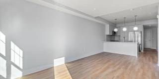 811 N COLUMBUS Street Gallery 12