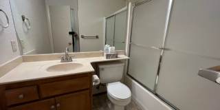 Single story condo located in Cedarbrook's Gated Community! Gallery 1
