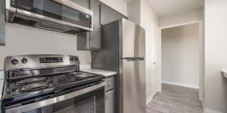 The Landmark Gallery 24