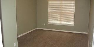 824 Oakwood Ct Gallery 16