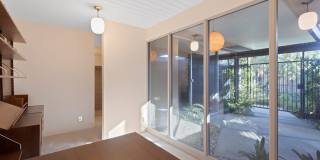 Stunning Mid-Century Modern 4 BR 3 BA with Bonus Room and Office Gallery 31
