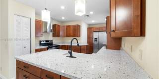 2707 Pinewood Ct Gallery 1