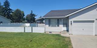 Nice 3 bedroom Duplex in the Valley Gallery 1