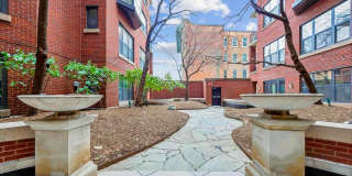 1390 Kenyon St NW - 602 Gallery 16