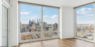 207 W WASHINGTON Square Gallery 19