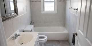 1066 Mary St Gallery 5