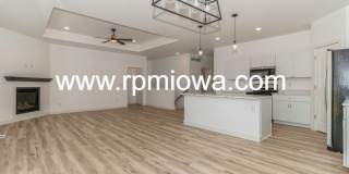STUNNING HOME!! 4 Bed, 3 Bath Home in Altoona STUNNING HOME!! 4 Bed, 3 Bath Home in Altoona Gallery 5