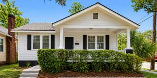 Large Unfurnished 2BR/1BA Downtown Home Walking Distance to Forsyth Park and Daffin Park Gallery 1