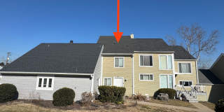 Available now. Hermitage townhome across from Summit Hospital, renovated, large deck, water included Gallery 1