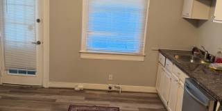 Spacious 3 Bedroom Townhome Gallery 16
