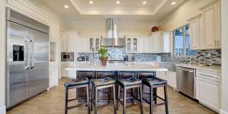 75 Marbella Gallery 13