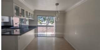 Charming 2BR Townhome in Mission Valley Gallery 1