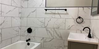 1000 West 53rd Street - Lower Unit Gallery 38