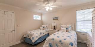 1205 E PEPPERTREE Drive Gallery 27