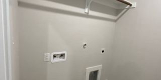2215 Beverly Drive Gallery 11