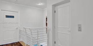 3942 NE 171st St Gallery 39