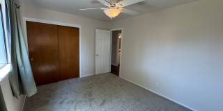 Charming very clean 3BR House in quiet Hanford Neighborhood Gallery 21