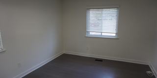 901 THORNTON Court Gallery 8