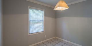 Sensational Three Bedroom Home Located in the Earlewood Community! Gallery 12