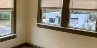 CHARMING AND UPDATED 2 BEDROOM 1 BATH Gallery 15