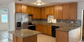 Newly Renovated 4 Bedroom 2 Bathroom Gallery 1