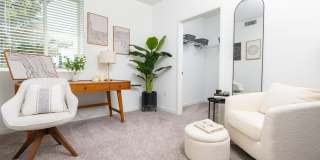 The Strand Gallery 58