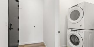 1775 S Pearl St Gallery 15