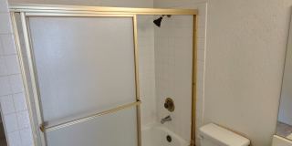 3 Bedroom Condo Gallery 16